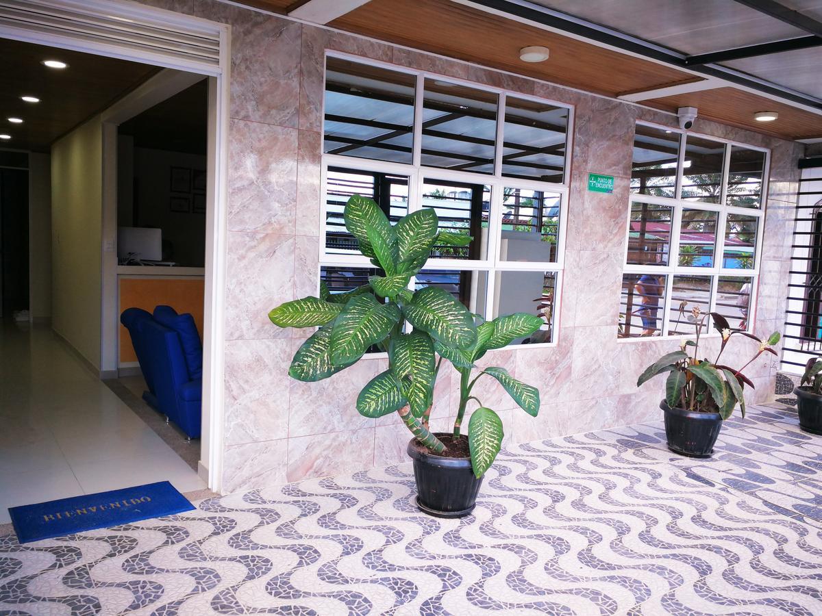 Hotel Zafiro Летисия Экстерьер фото